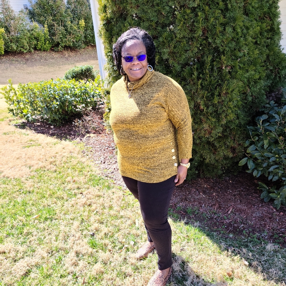 Meet your Posher, Valerie - Picture 1 of 1